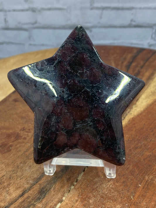 Garnet Star