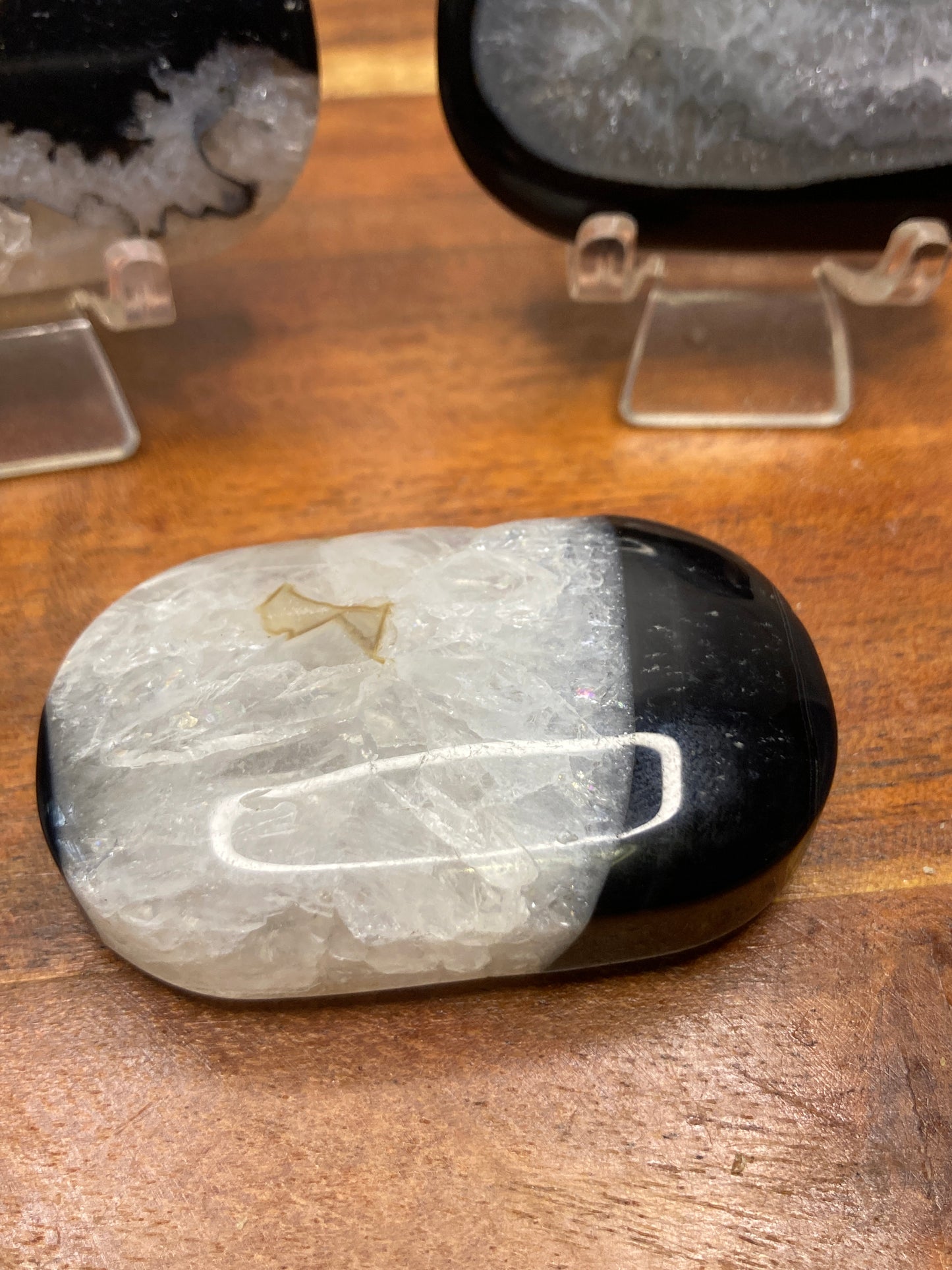 Black Sardonyx Palmstone