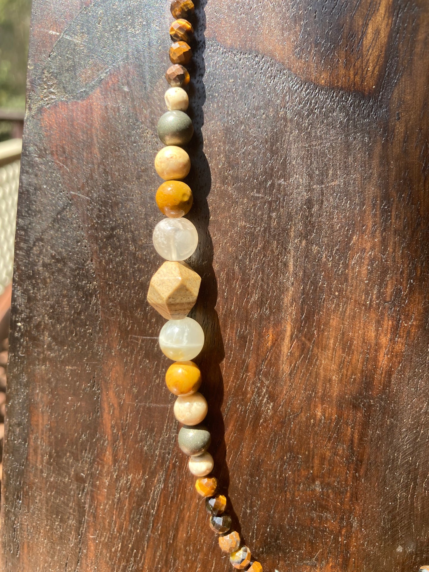 Mookaite Whaletail Necklace