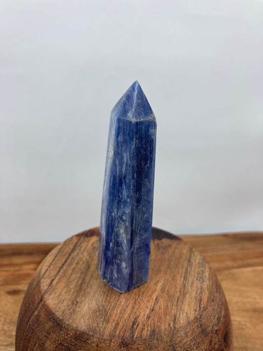 Blue Kyanite Generator