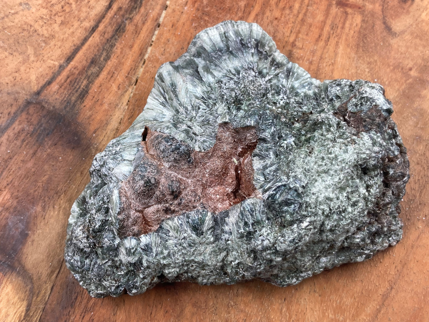 Seraphinite