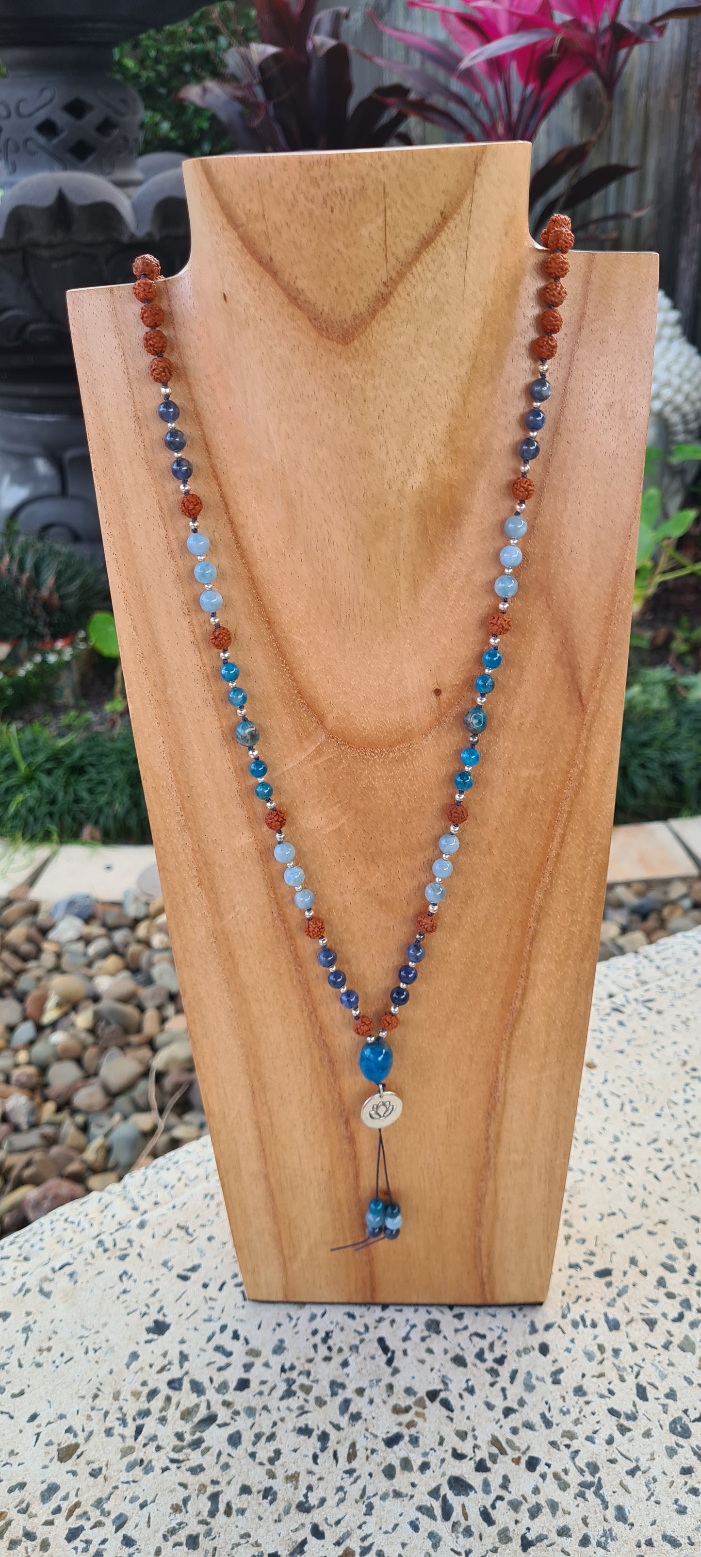 Oceans of blue mala