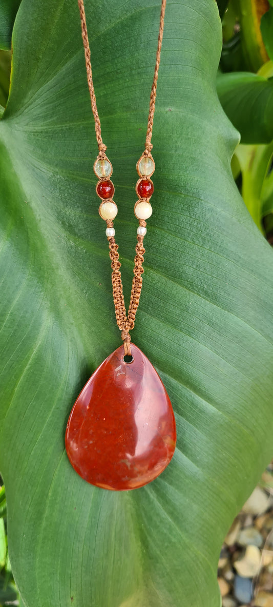 Red jasper macrame pendant