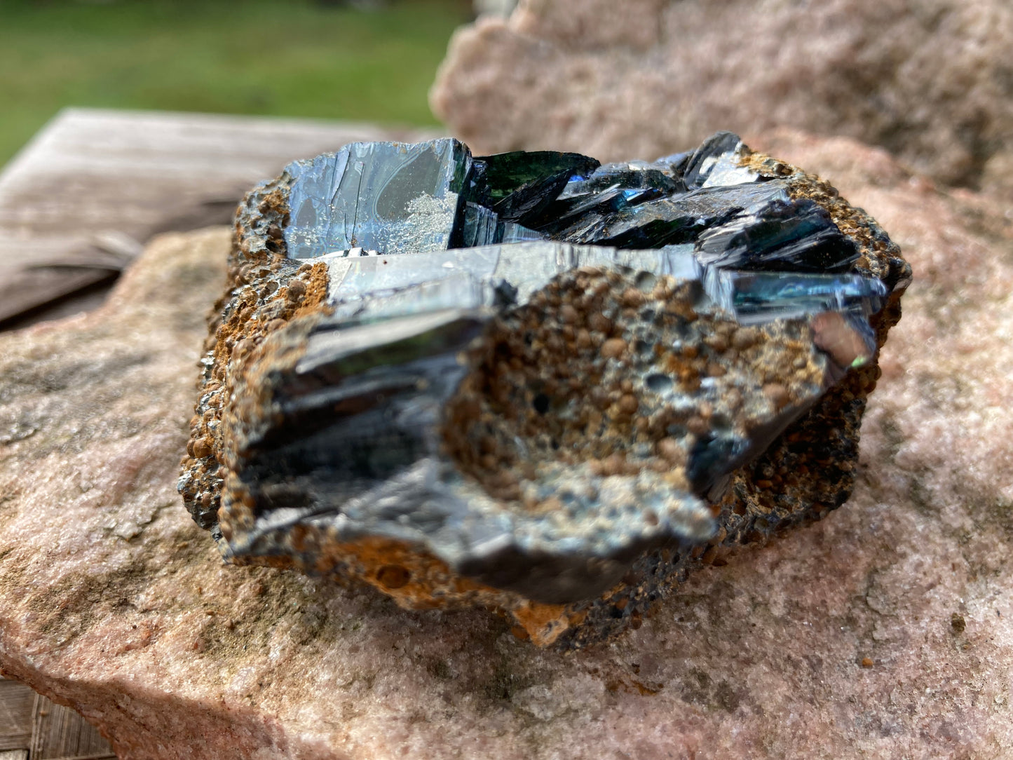 Vivianite raw