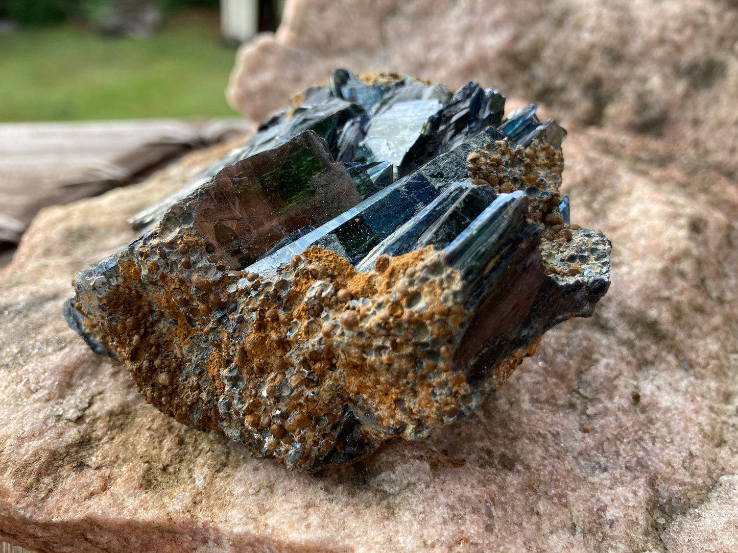 Vivianite raw