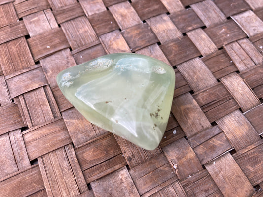 Prehnite Freeforms